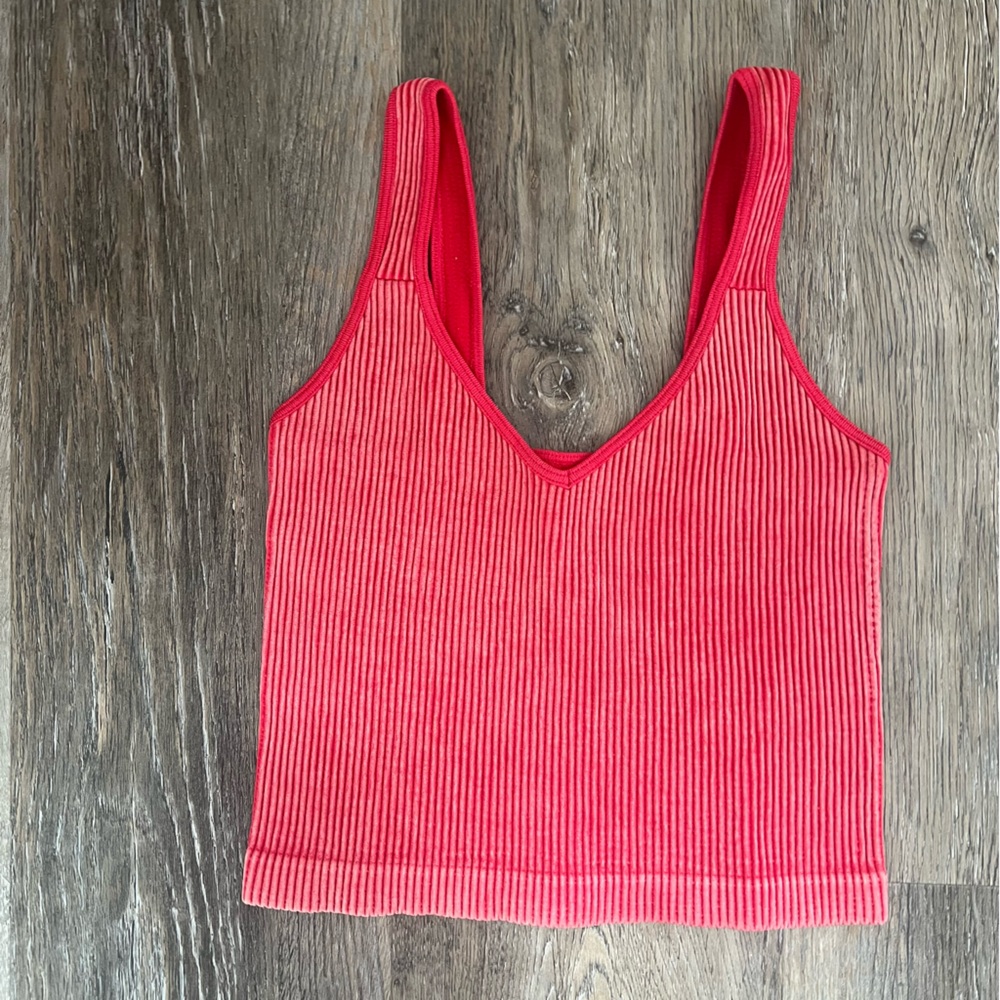 Bella Seamless ribbed crop tank top - Picture 10 of 10